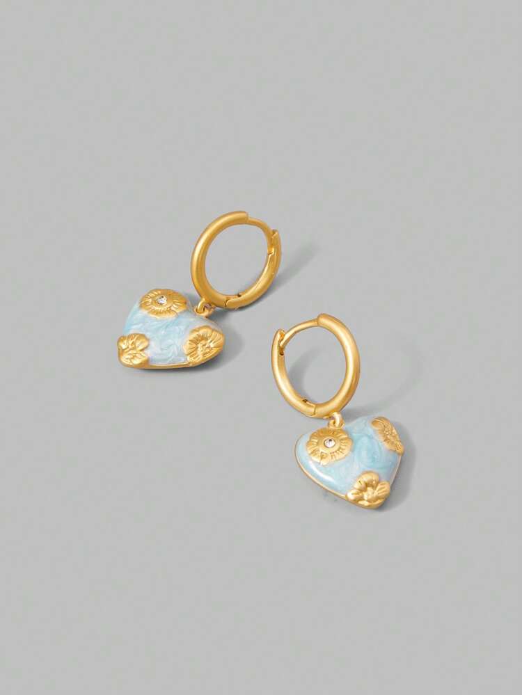 Blue Love Flower Pattern Pendant.
