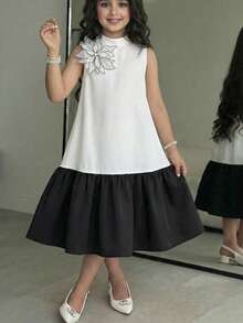 SHEIN Tween Girl Elegant 3D Floral Decor Black And White Summer Dress, Formal Wedding Guest Ruffle Hem Sleeveless A-Line Midi Party Wear Dress For Tween Girl - Black and White - View 1