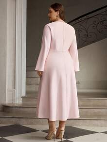 ZEYLAH 优雅的摇领印花喇叭袖连衣裙 - 粉色 - 查看 3