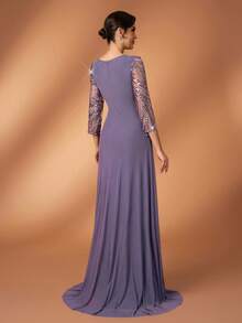 Aureia 优雅奢华的串珠亮片花卉刺绣网纱拼接弹力针织薄纱袖A字连衣裙，适合婚礼、派对、度假、新娘、新娘母亲、晚礼服等场合。 - 紫色 - 查看 4