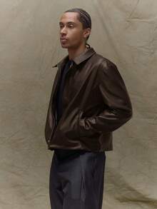 Musero 宽松修身长袖短款皮革夹克，隐形门襟设计，适合秋季和冬季穿着。 - 巧克力棕 - 查看 1