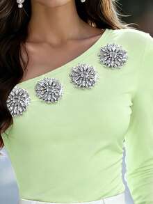 EMERY ROSE Rhinestone Embellished Shoulder Cutout Fitted Elegant Women Long Sleeve T-Shirt, White - Green - View 3