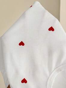 SHEIN 2件套孕妇爱心印花露脐背心和短裤套装，休闲款 - 白色 - 查看 6