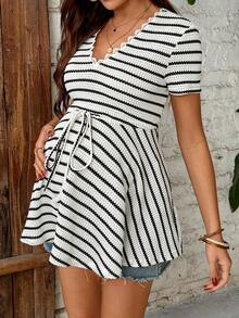 SHEIN Maternity Black And White Striped Waffle Top,V-Neck Contrast Lace Trim Short Sleeve Peplum T-Shirt,Everyday Summer Smart Casual Drawstring Waist Tops - Apricot - View 5