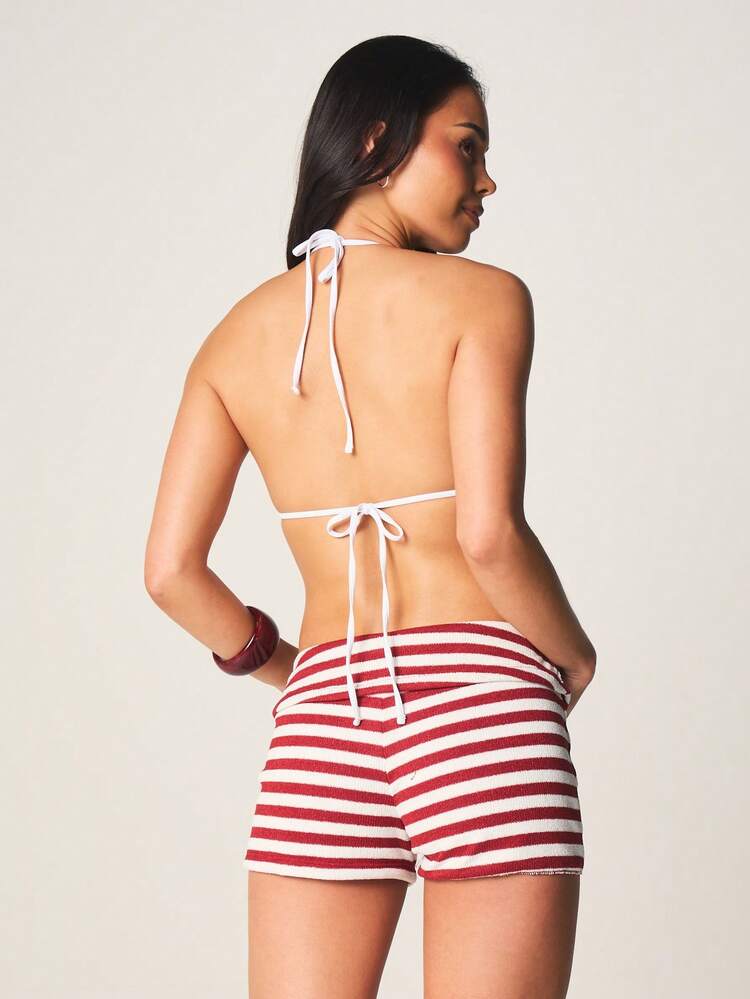 MISSGUIDED Set bikini a triangolo a righe, costume da bagno a due pezzi con top a canottiera e pantaloncini abbinati, adatto per vacanze estive, spiaggia e feste in piscina