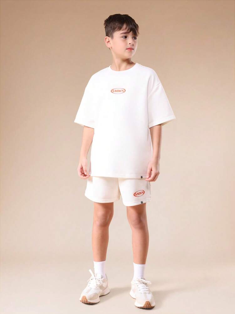 Set di t-shirt e pantaloncini con stampa grafica oversize