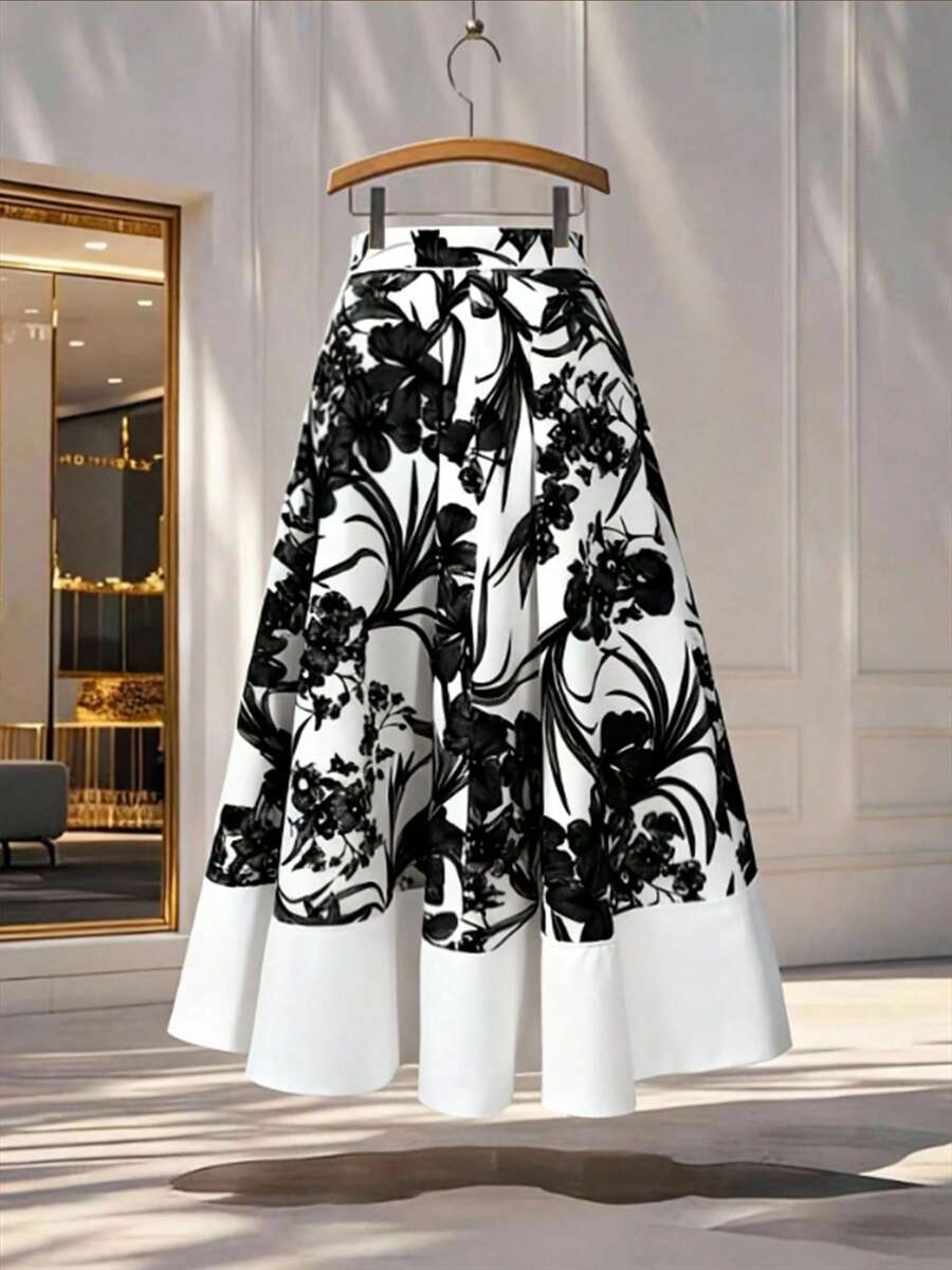 GlowEve Petite Summer Vacation Style 360 Degree Umbrella Shaped Black & White Contrast Hibiscus Floral Print Skirt - Multicolor - View 1