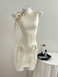 Elamini 女士派对新年新款中国风提花纹理面料修身迷你连衣裙 - 杏色 - 查看 1