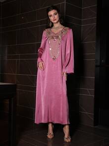 Yasmyna 女士春夏紫色提花刺绣领花卉长袖优雅浪漫土耳其长袍和阿拉伯传统长裙 - 紫色 - 查看 3