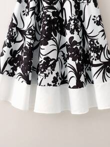 GlowEve Petite Summer Vacation Style 360 Degree Umbrella Shaped Black & White Contrast Hibiscus Floral Print Skirt - Multicolor - View 3