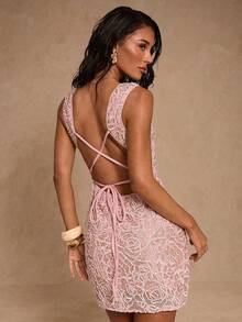 SHEIN Glamour Nuevo vestido elegante con tirantes bordados de lentejuelas de punto, espalda con cordones, ajustado, kawaii, hippie, rosa bebé, sin espalda, elegante para mujeres, vestidos elegantes para fiestas, vestidos elegantes, vestidos elegantes para mujeres, vestidos de moda para la playa, vestidos de lentejuelas, vestidos brillantes, vestidos con brillo, vestidos rosas, vestidos rosas para mujeres. - Rosa - Ver 4