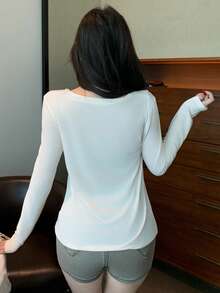 DAZY 女士白色V领长袖休闲优雅T恤 - 白色 - 查看 4