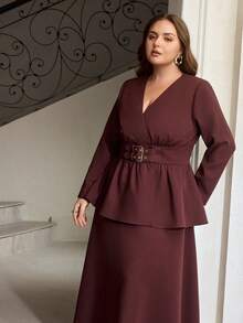 ZEYLAH 优雅 X 形 V 领上衣和喇叭形中长裙两件套 - 酒紅色 - 查看 5