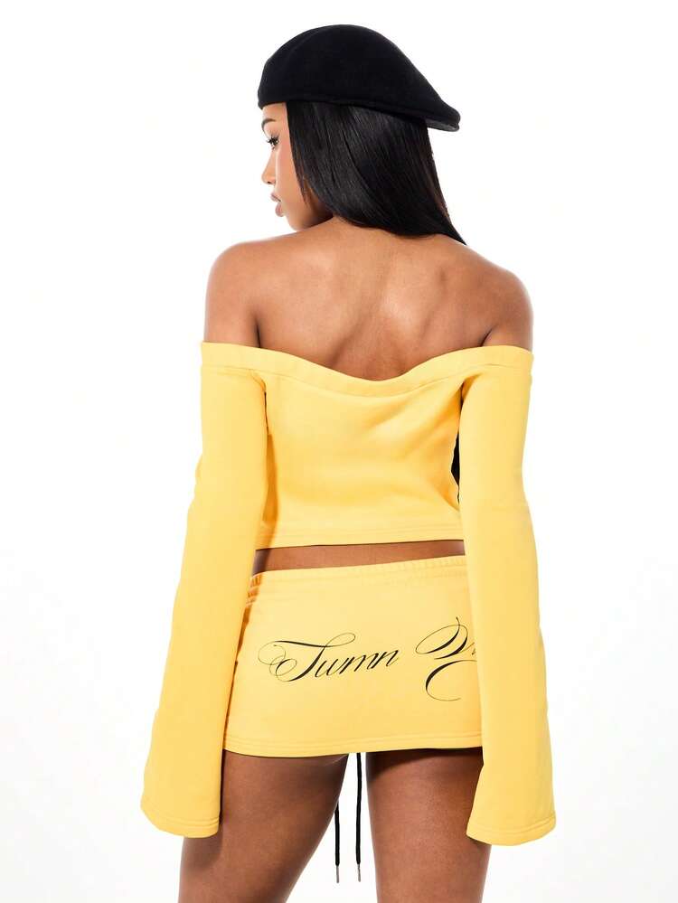 SUMWON Off Shoulder Full Zip Yellow Sweatshirt With Flared Long Sleeves Script Text Print Crop Length Fall Winter Casual Top