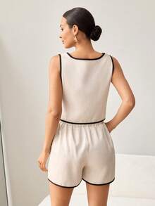 MaterniWear 2pcs Maternity Contrast Trim Round Neck Tank Top And Pocket Shorts Set,Elegant Black And White Summer Pregnant Photo Shoot,Old Money Office Outfit - Apricot - View 2