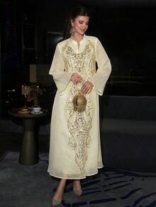 Layrah 奢华杏色立领串珠喇叭袖亮片连衣裙，女士优雅长袍 - 米色 - 查看 7