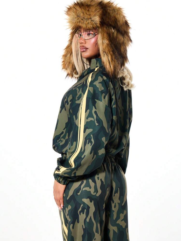 SUMWON Sweat-shirt à capuche oversize avec manches raglan, imprimé camouflage, graphique, avec panneaux contrastés
