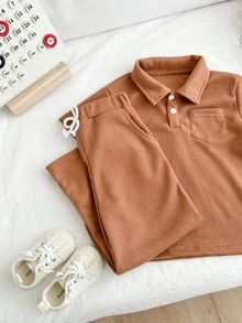 SHEIN 2pcs Young Boy Pocket & Button Decor Casual Solid Color Polo Shirt + Drawstring Decor Casual Solid Color Straight Pants Set - Brown - View 7