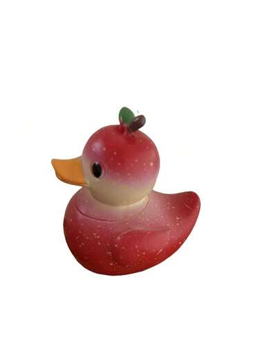 1pc Cute, Stylish Office Fruit Duck Craft, Drop-Resistant, A Youthful And Fashionable Desktop Decoration, Featuring Apple And Strawberry Designs.