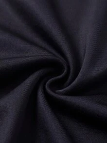 Rina Fox 女士黑色长袖V领插肩袖运动上衣，侧边饰有条纹，印有23号、“NEW MISSION”字样和徽章标志 - 修身弹力足球衫风格休闲街头T恤 - 黑色 - 查看 3