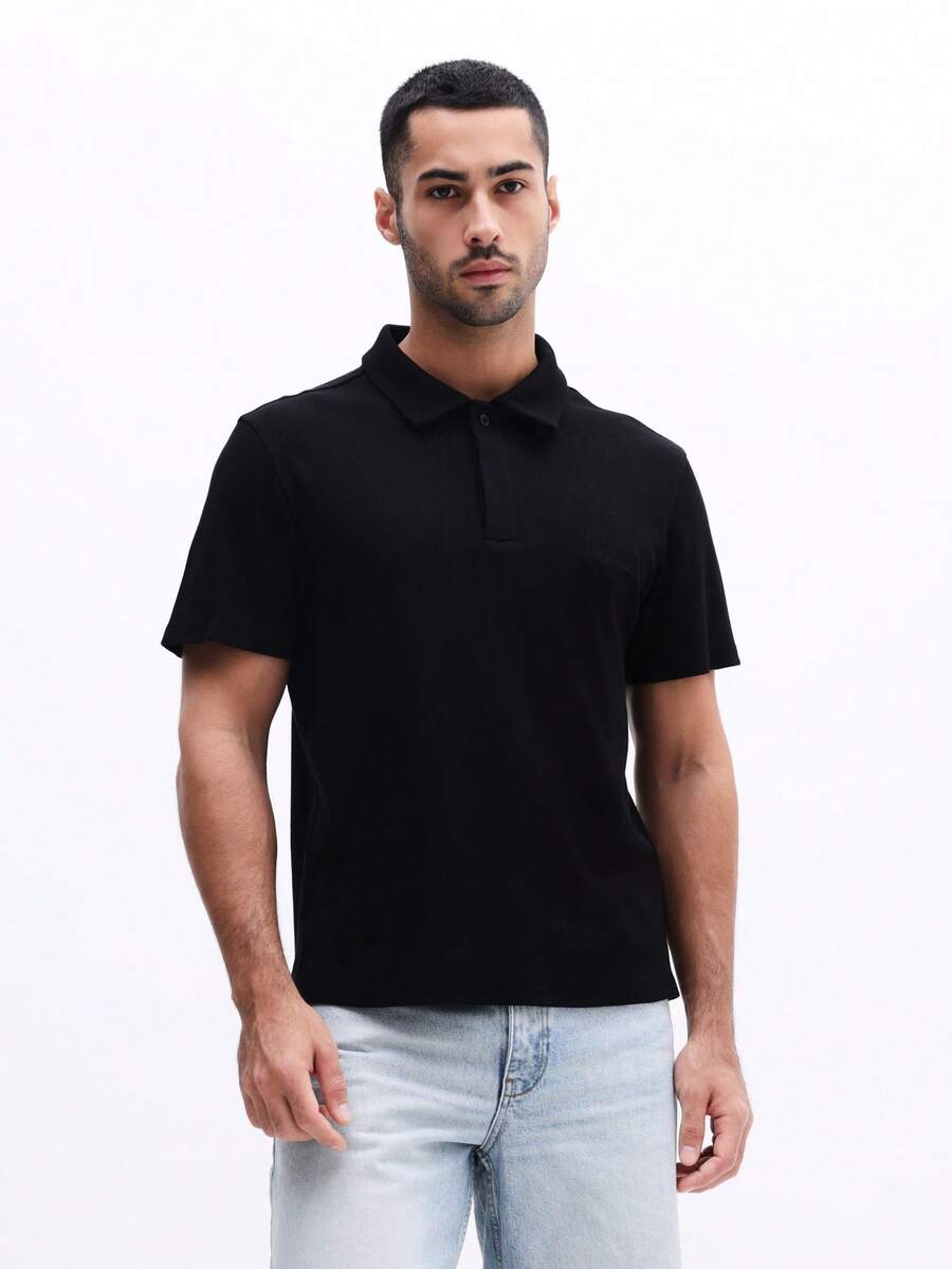 SUMWON Áo Polo Essentials Slim Fit thêu họa tiết, cổ bẻ, tay ngắn, chất liệu cotton, kiểu dáng thường ngày, cổ điển, phù hợp cho công sở và sinh hoạt hàng ngày. - màu đen - Xem 1