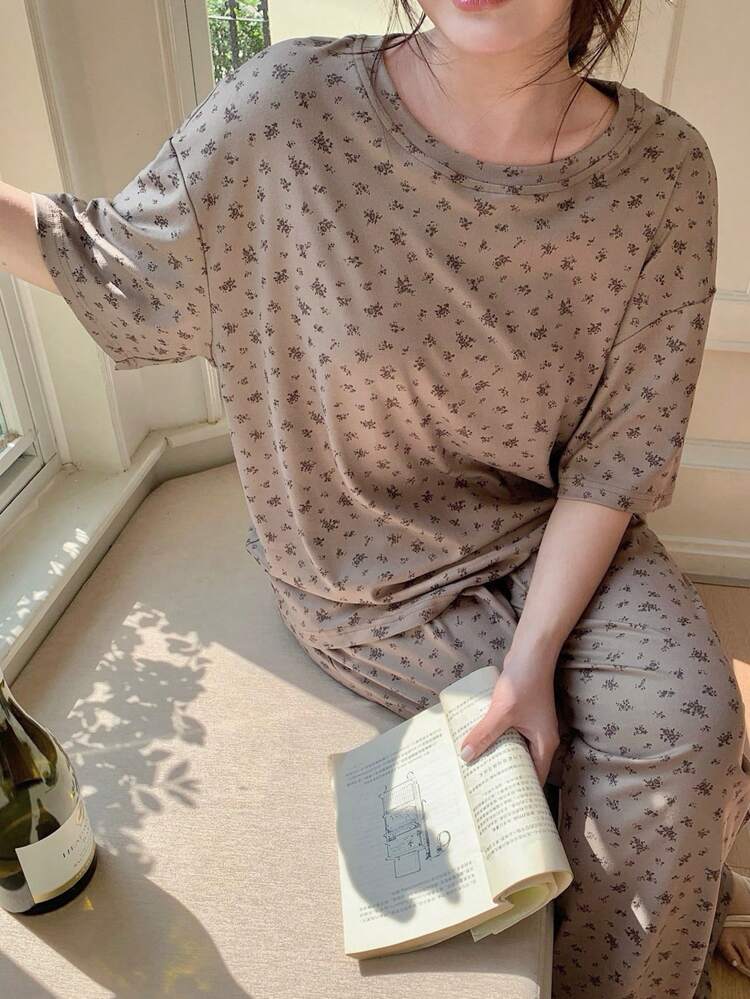 Dazy Plus Plus Size Simple Print Short Sleeve Pajama Set