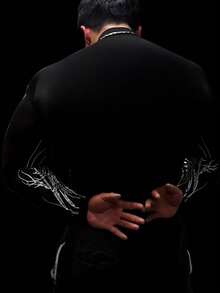 Manfinity Sport PWRUP 男士印花立领修身长袖运动T恤防晒衣男士压缩长袖紧身衣男士压缩衬衫压缩上衣男士压缩衬衫 - 黑色 - 查看 2