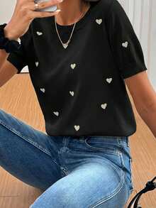 SHEIN Frenchy ملابس علوية قصيرة الأكمام مطبوعة بالقلب للنساء - الأسود - مشاهدة 4