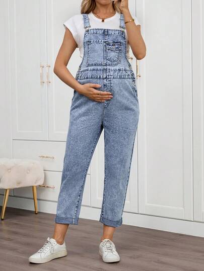 SHEIN Maternity Light Blue Casual Summer Sleeveless Versatile Denim Jumpsuit Spring To Summer Carnival Costume Commuting Vacation Graduation Chic Y2k Cute Streetwear Coquette Party Wedding Elegant Business Casual Woman Womens Casual Light Blue Wash Denim Overalls Loose Fit Adjustable Straps Jumpsuit With Pockets