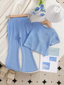 2件套女童纯色圆领短袖T恤，饰有3D蝴蝶结，搭配松紧腰喇叭裤，春夏儿童套装，喇叭裤女童两件套，蓝色女童套装，蓝色儿童套装，喇叭裤套装，儿童喇叭裤女童两件套，儿童套装，夏季波西米亚风女童蓝色短袖套装，女童阔腿裤套装，浅蓝色女童套装，夏季波西米亚风 - 藍色 - 查看 2