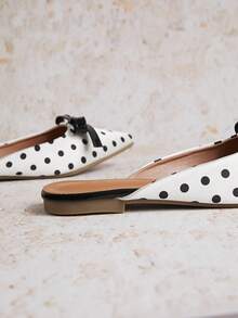 Enchnt Fall/Winter Pointed Toe Women Small Delicate Bow Flat Sandals, 2025 New Spring & Summer Fashionable Flats, Comfortable Casual Versatile,Mule - Black and White - View 8