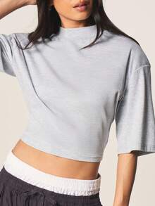 MISSGUIDED High Neck Shoulder Pad T-Shirt Short Sleeve Cropped Structured Boxy Fit Cotton Blend Casual Everyday Wardrobe Essential Fall Winter Layering Piece - Light Grey - View 5