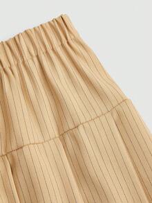 SHEIN Sweetro 大码女式条纹镂空纽扣褶裥腰身百搭休闲/约会迷你裙 - 卡其色 - 查看 3