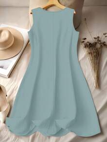 Đầm không tay thêu họa tiết dành cho nữ cỡ lớn, thích hợp mặc đi nghỉ mát. - Màu xanh lam - Xem 2