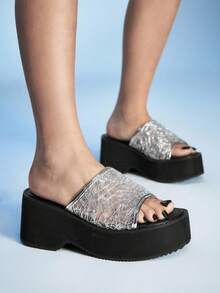 Sugerpunk Women's Silver Hollow-Out Fashion Platform Wedge Slide Sandals Valentine's Day - Silver - View 4