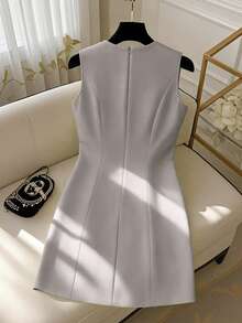 GlowEve 女士白色圆领束腰蝴蝶结无袖优雅迷你连衣裙 - 淺灰色 - 查看 2