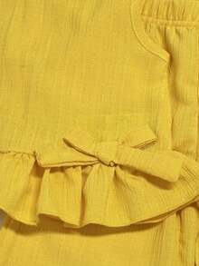 SHEIN Vintaside Kids 2件套女婴休闲可爱蝴蝶结荷叶边无袖上衣和松紧腰裤套装，夏季，婴幼儿黄色夏季套装，女婴夏季服装，女婴度假套装 - 橘色 - 查看 5