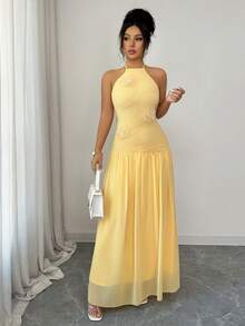 Rafferiza 女士优雅度假风3D立体花卉露背系带连衣裙，适合约会和夏季穿着 - 淡黃色 - 查看 3