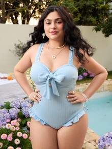 Swim Mod 新款泳装，大码女士甜美浅蓝色连体泳衣，适合海滩度假，舒适纹理面料，大码连体泳衣 - 淺藍色 - 查看 6
