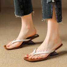 Sandalias de cuña para mujer de estilo retro con tacones asimétricos, sandalias de verano para mujer de inspiración coreana y vanguardistas. - Beis - Ver 4