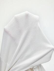 SHAPORA Gaun Tidur Mini Camisole Wanita Warna Polos yang Pas di Badan - Putih - View 8