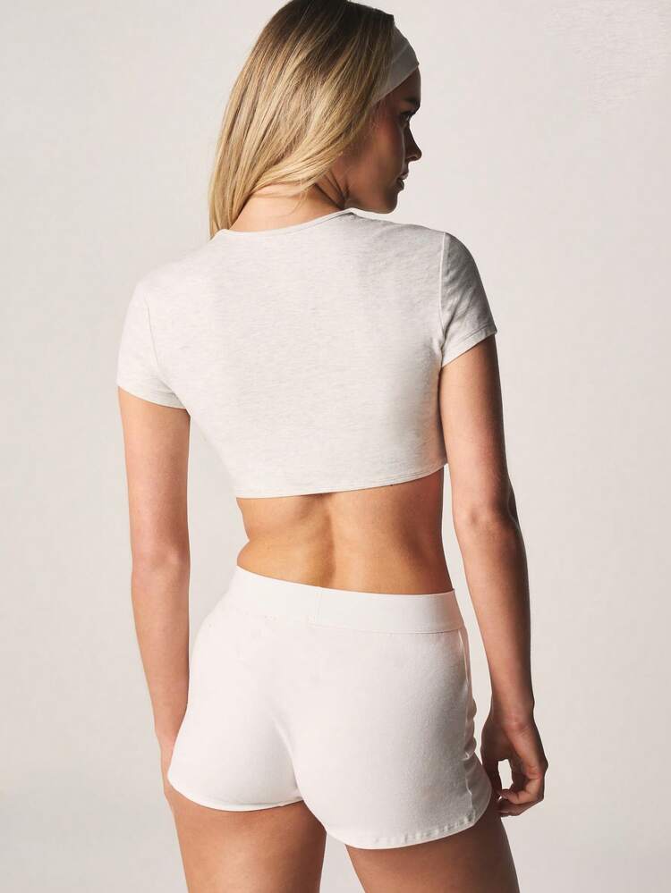 MISSGUIDED Super Cropped Short Sleeve Crew Neck Baby Tee With Shaped Hem Casual Basic Top