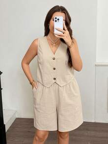 SHEIN LUNE Bộ đồ mùa hè cỡ lớn, kiểu dáng thường ngày, màu trơn, gồm áo tank top và quần short cài cúc phía trước, gồm 2 món. - Màu be - Xem 5