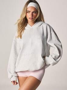 MISSGUIDED 宽松连帽衫，背面印有甜心俱乐部图案，长袖套头卫衣，适合秋冬季休闲舒适穿着。 - 灰色 - 查看 2