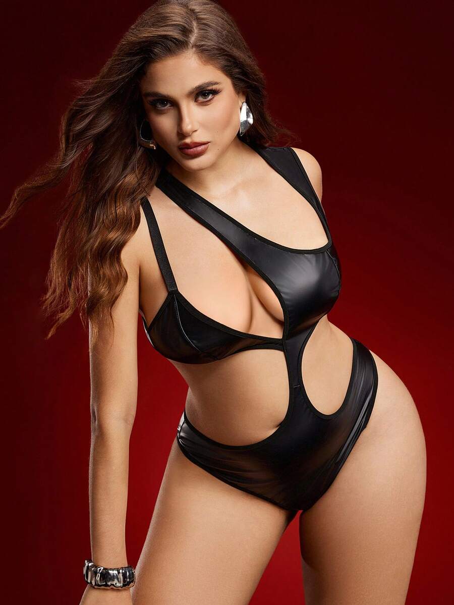 SHEIN Mono con diseño asimétrico de patchwork de PU, lencería de talla grande con encanto en estilo Y2K - Negro - Ver 1