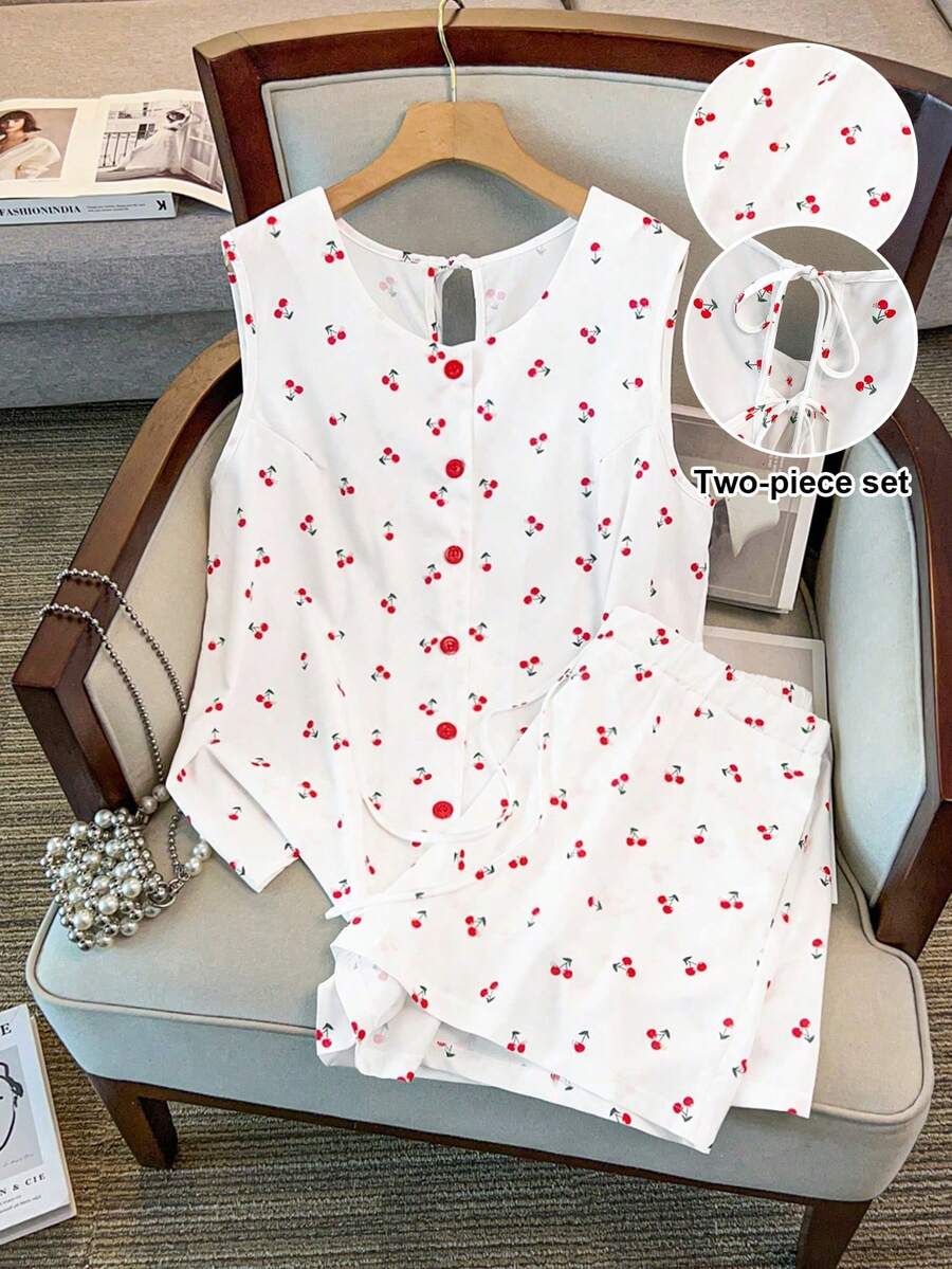 GlowEve CURVE 大码女式樱桃印花露背系带上衣和口袋短裤两件套，适合情人节约会 - 白色 - 查看 1