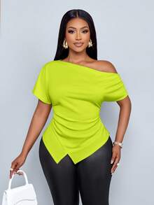 SOLERSUN Women's Elegant Asymmetric Neckline Ruched Asymmetric Hem T-Shirt - Green - View 3