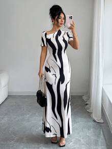 Elenzga Novo Vestido Elegante de Verão/Primavera para Mulheres, Manga Curta, Decote Assimétrico Charmoso, Franzido em A-Line, Design Ombro Único, Bainha Franzida Elástica, Cintura Marcada, Vestido Longo Estampado Floral de Primavera/Verão - Multicolorido - Visão 5