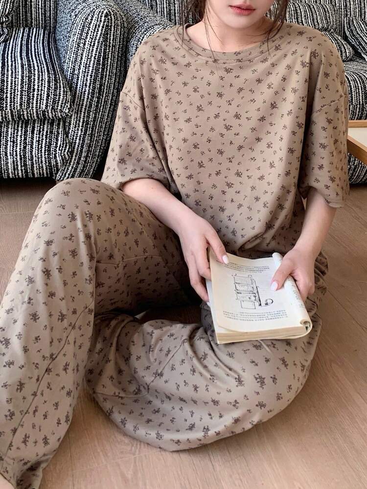 Dazy Plus Plus Size Simple Print Short Sleeve Pajama Set