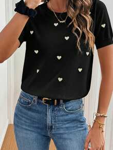 SHEIN Frenchy ملابس علوية قصيرة الأكمام مطبوعة بالقلب للنساء - الأسود - مشاهدة 6